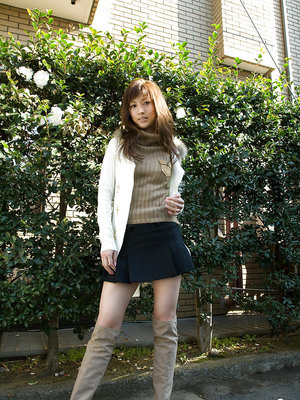 18 year old Brooke Lynn giving and receiving oral sex before facial cumshot